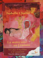 livre-pp-la-maternite-au-feminin-m